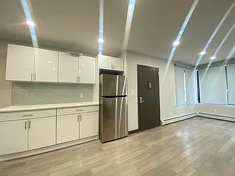 Rented by NY Space Finders Inc.