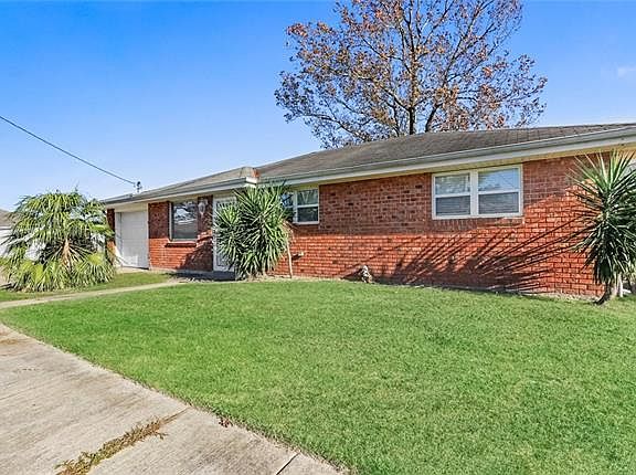 2nd image of 2917 Dauterive Dr