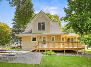 730 Johnson Ave SW, Cokato, MN 55321