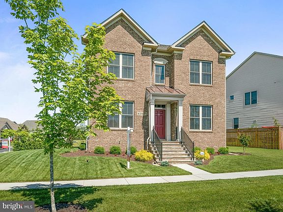 4th image of 4315 Landsdale Blvd
