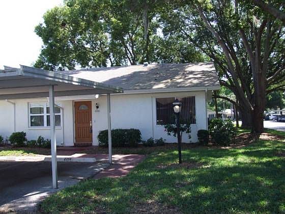 1st image of 2201 Canterbury Ln