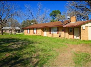 405 S Texas St, Milano, TX 76556