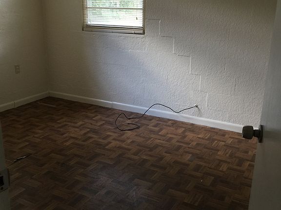 4th image of 37219 Marlu Ln