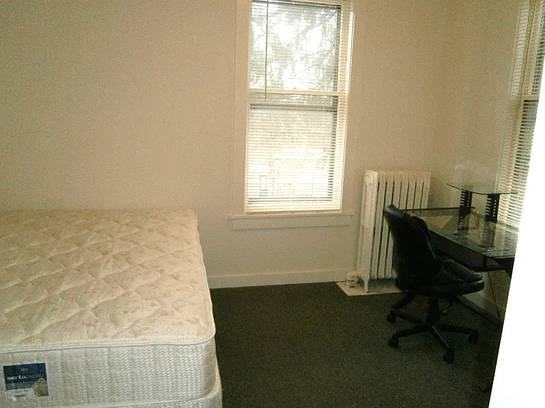 202 Williams St #2 — Photo 6