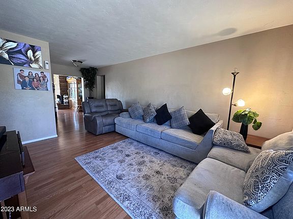 2nd image of 2729 W KEIM Drive