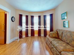 1 Hollis Park #2, Cambridge, MA 02140
