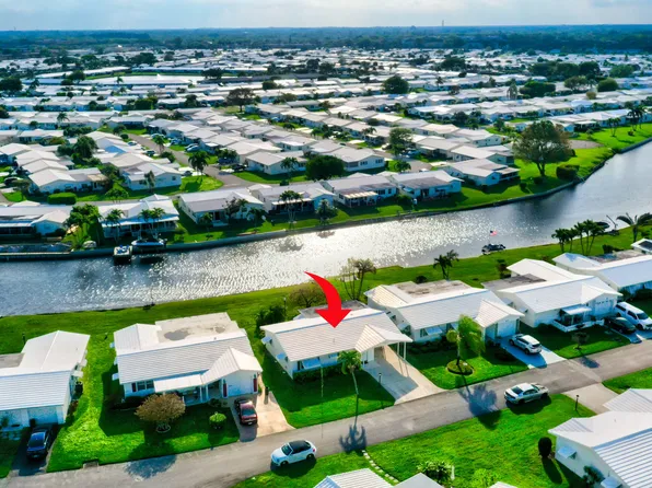 701 Canal Way, Boynton Beach, FL 33426