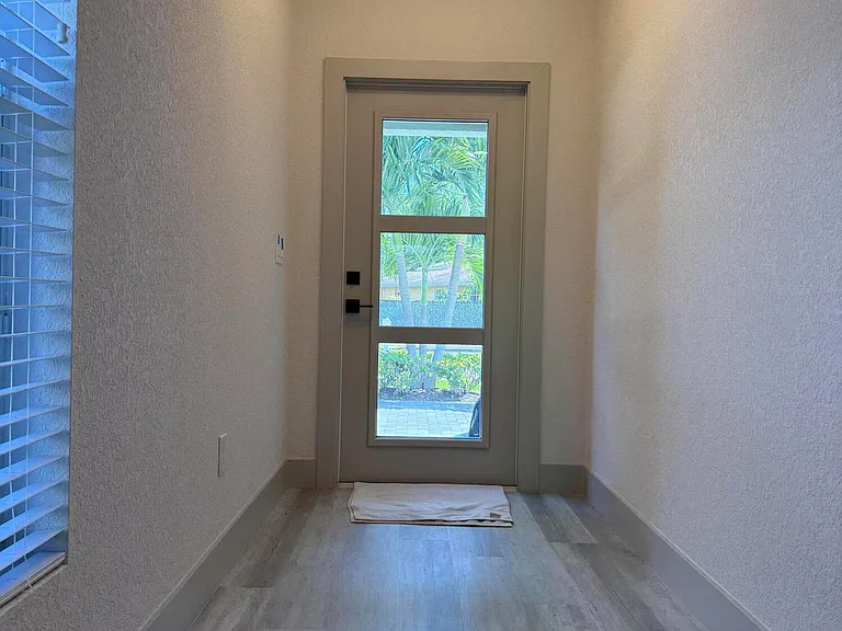 518 Lucky Ln — Photo 6