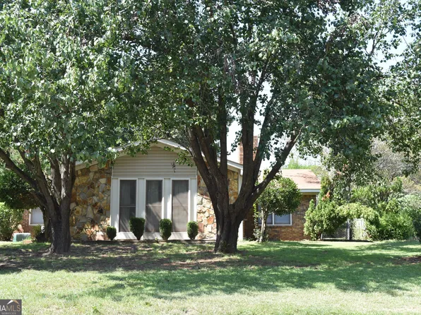 113 Wimbish Ln, Bonaire, GA 31005