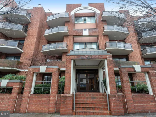 2320 Wisconsin Ave NW APT 115, Washington, DC 20007