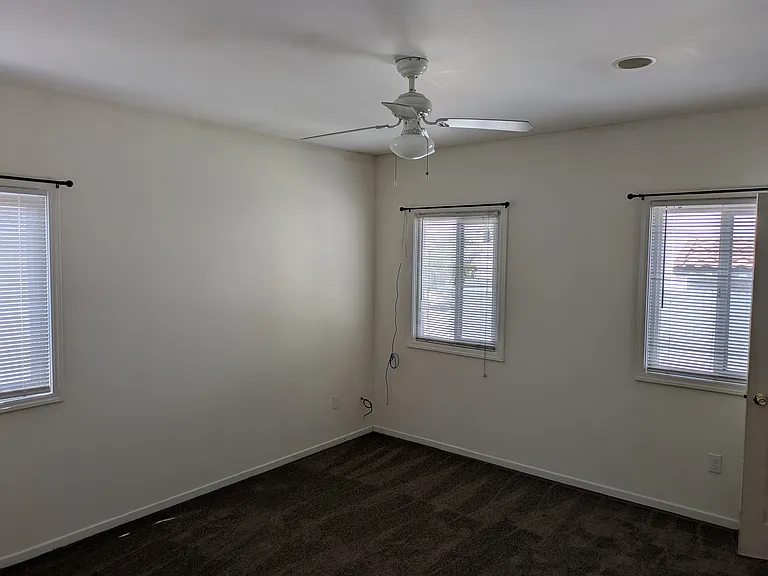13118 E Penn St — Photo 15