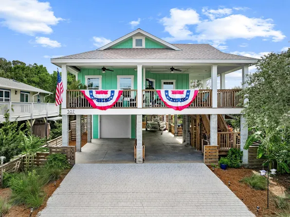 307 Vestavia St, Panama City Beach, FL 32413