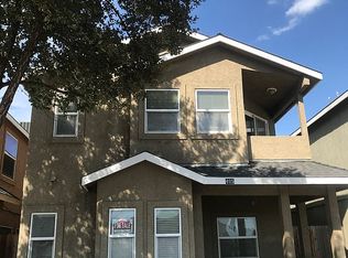 405 W Maple St, Exeter, CA 93221