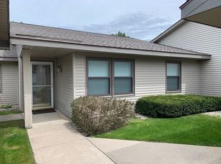 5273 Gray Rd APT 5, Traverse City, MI 49684