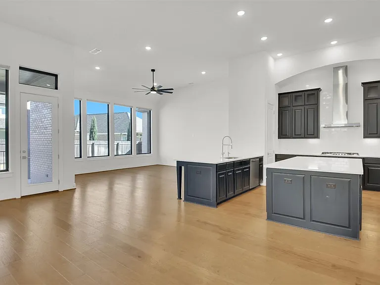 113 University Lands Dr — Photo 9