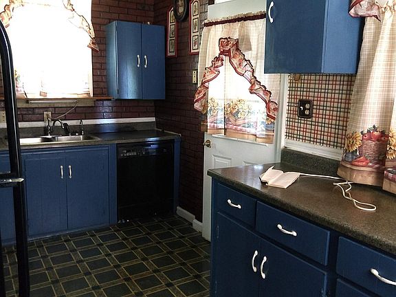 5th image of 1524 Jackson St