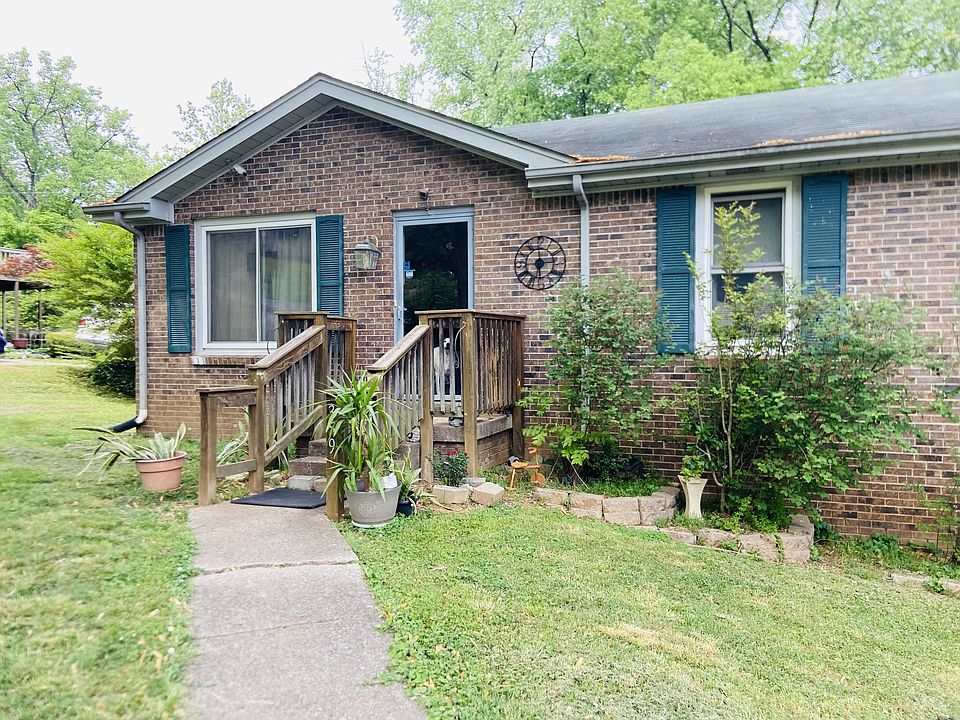 1st image of 359 Crest Dr
