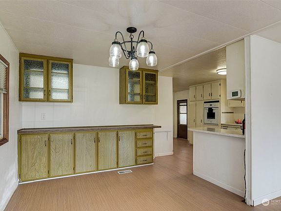 5th image of 4830 Pacific Avenue SE #8