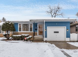 116 S May St, Joliet, IL 60436