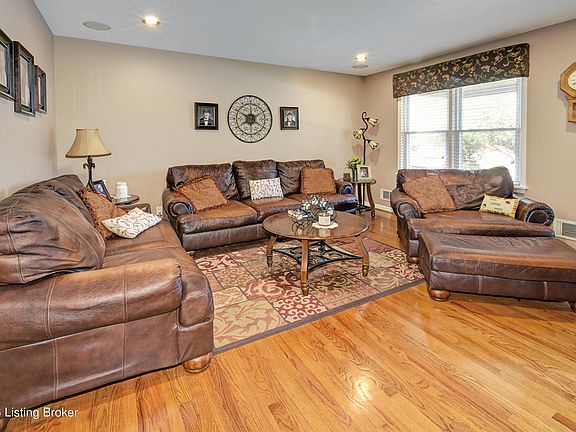 2nd image of 3912 Iron Horse Way