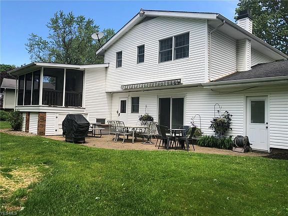 5th image of 881 Meadowood Blvd