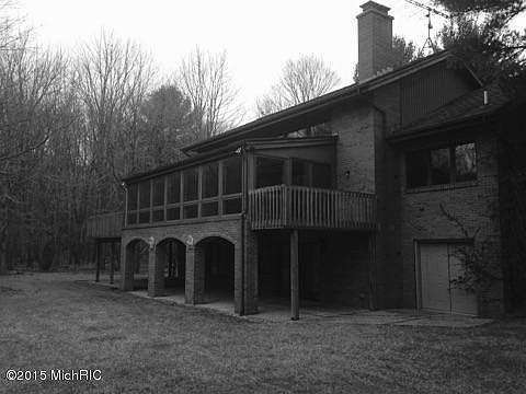 1st image of 6621 Halcyon Dr
