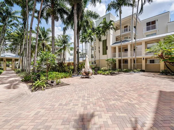 7598 SW 102nd St #300, Pinecrest, FL 33156