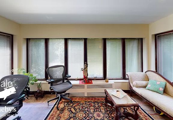 4th image of 77-43 Kew Forest Ln