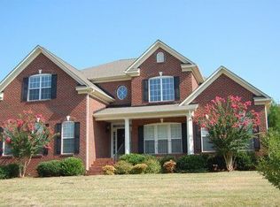 8712 Beaminster Pl, Waxhaw, NC 28173