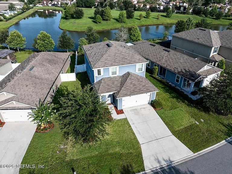8279 Meadow Walk Ln — Photo 35