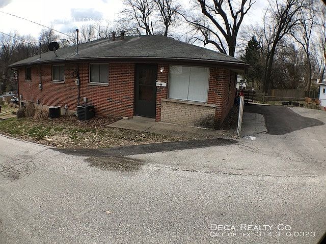 1st image of 3347 W Milton Ave #B
