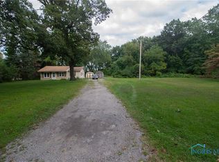 3014 Wilford Dr, Toledo, OH 43615