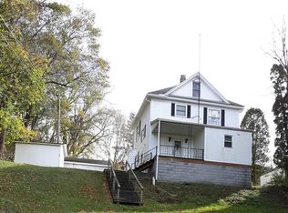 815 Woodrow Dr, Williamsburg, PA 16693