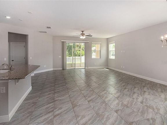 5th image of 10646 Laguna Plains Dr
