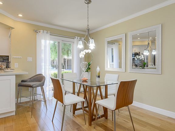5th image of 558 Ironwood Ter APT 3