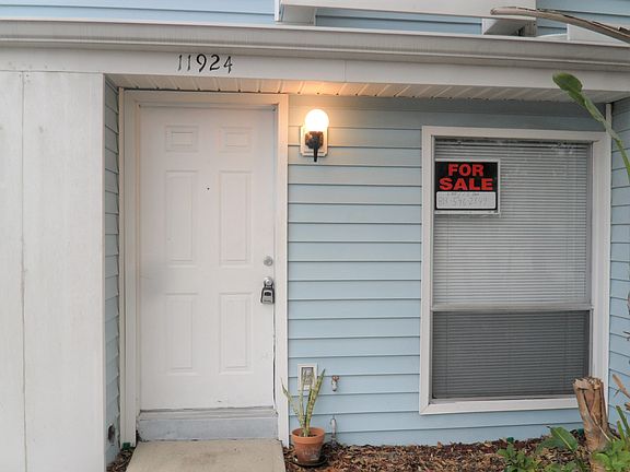 2nd image of 11924 Cypress Hill Cir