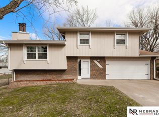 13518 Grissom St, Omaha, NE 68138