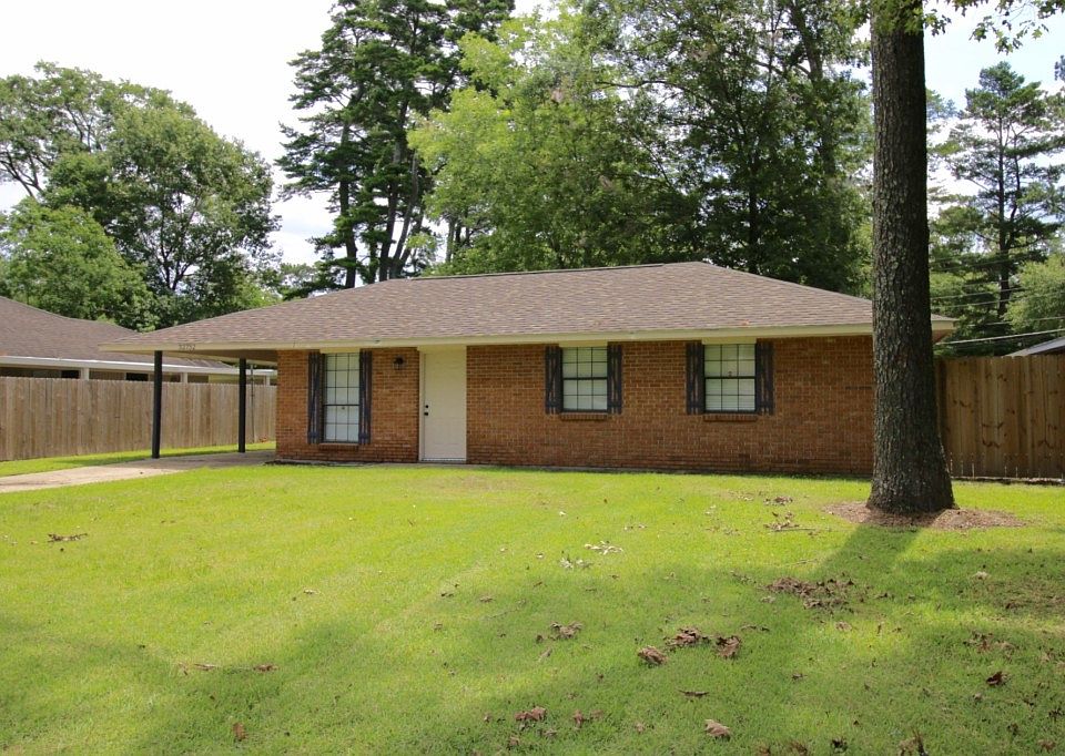 1st image of 32752 Carol Ann Dr