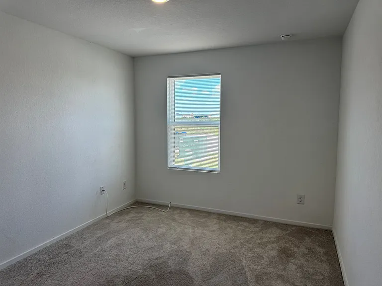12931 Kathleen St — Photo 4