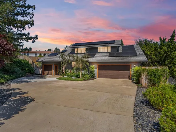 2489 Vista Del Lago Dr, Valley Springs, CA 95252
