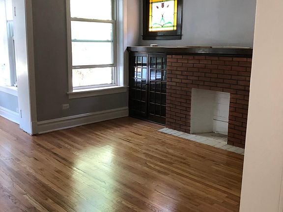5th image of 4738 N Talman Ave