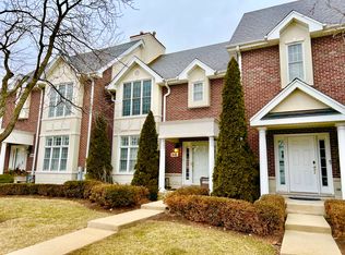 428 Park Ave, Clarendon Hills, IL 60514