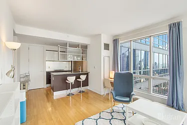 Rented by Elegran