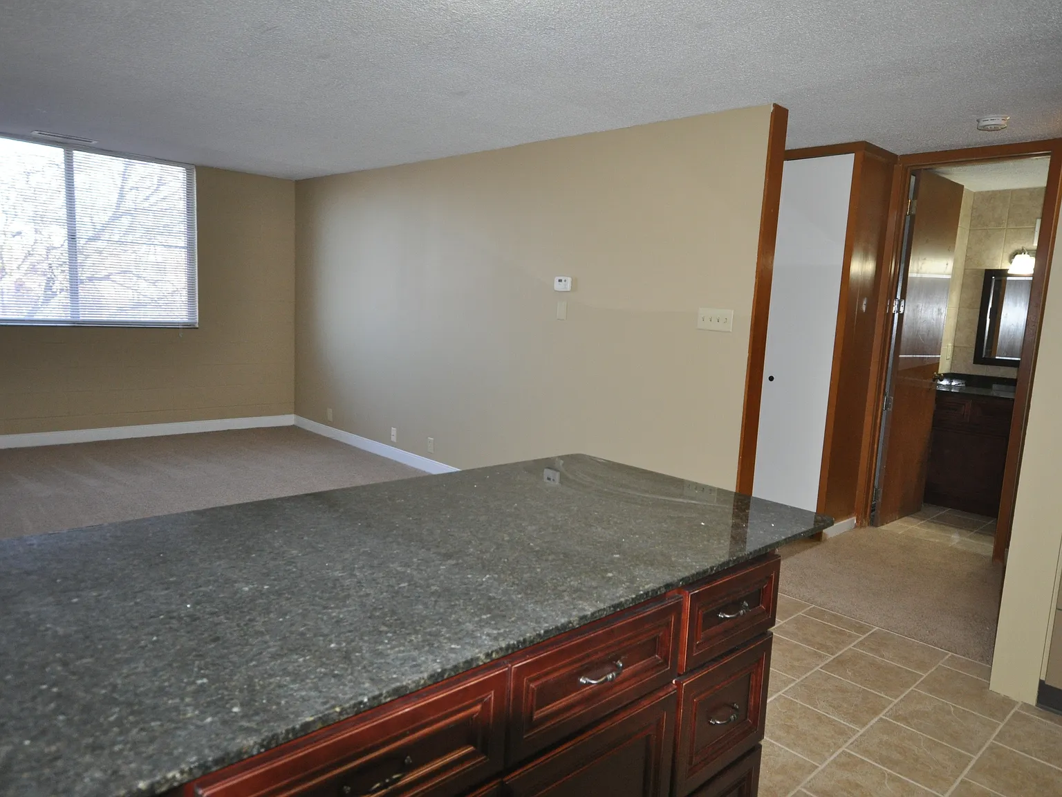 Capital Hill Apartments — Photo 4