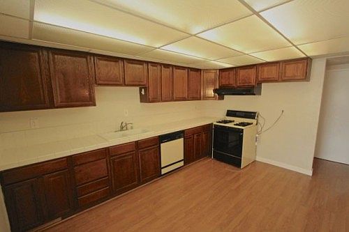 5th image of 14902 Costa Mesa Dr