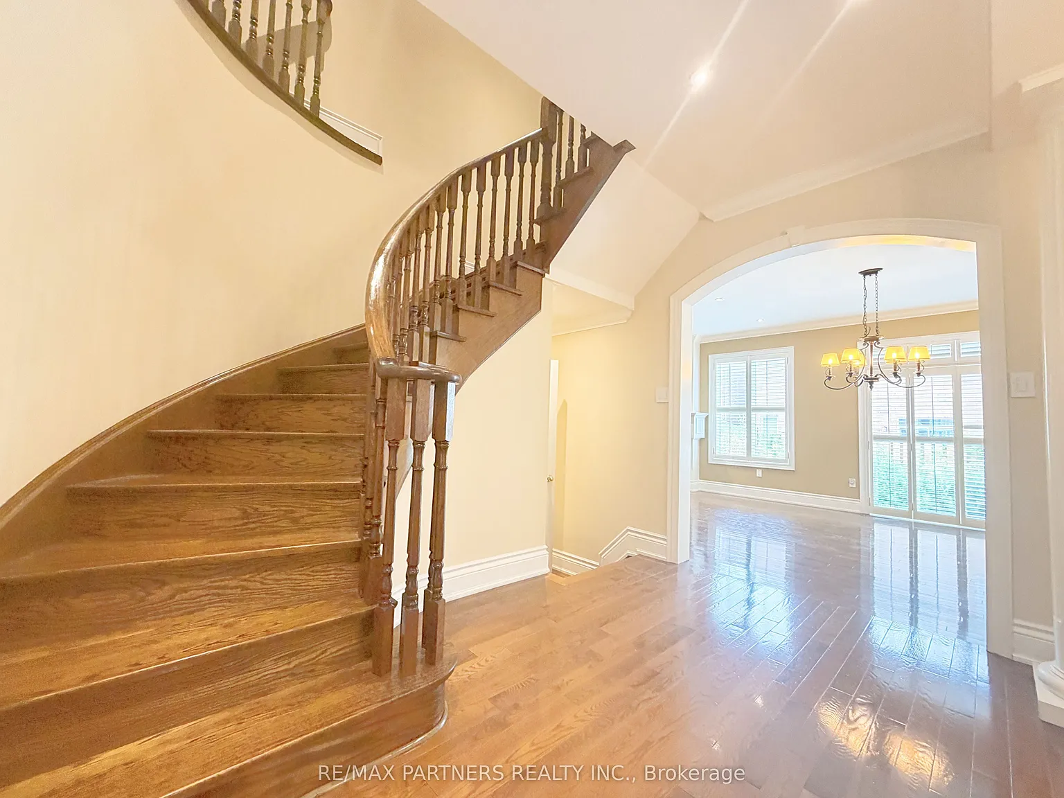 7 bed, $4,850 — Photo 4