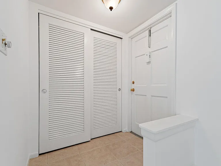 5570 Tamberlane Cir #131 — Photo 3