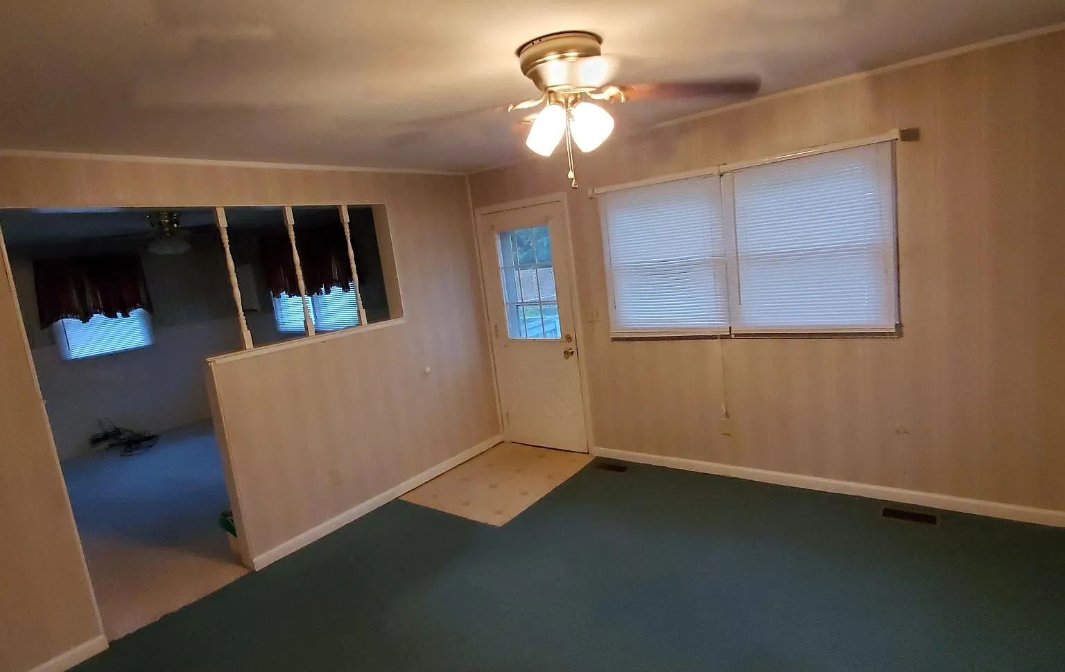 Eastmoor Dr, Springfield — Photo 3