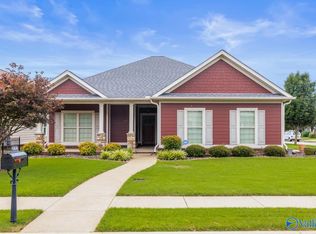 6414 Lincoln Park Pl NW, Huntsville, AL 35806
