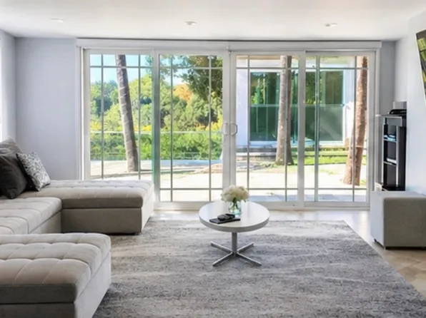 1505 Riviera Dr, Pasadena, CA 91107